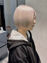 エル オオサカ 心斎橋店(L. OSAKA)&nbsp;ハイトーンボブ/ホワイトカラー