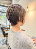 大人ショート×白髪ぼかし