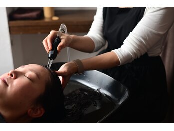 リタラボ(Lita-lab)の写真/【人気No.1】頭皮から整える大人女性のヘッドスパ