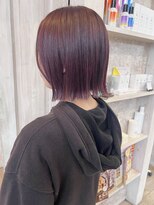 キャアリー(Caary) 福山市Caaryブリーチなし高明度赤味ピンクカラー外ハネ大人ボブ