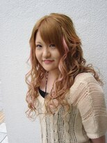 美容室イーナ(e na)&nbsp;ゴールドカラー&ピンクメシュエクステ♪