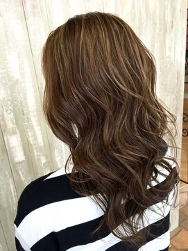 へアメイクワンプラス 四日市(HAIR MAKE ONEplus) ハイライト［アッシュベージュ］