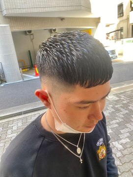 エフエム 明大前(FM) バーバー 刈り上げショート/ツーブロック/フェードカット