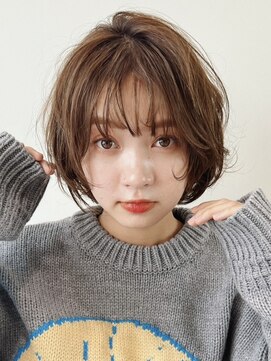 ノイカーム(noi Calm) 顔周りレイヤーカットくびれヘアミルクティーベージュカラー