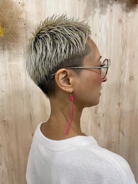 リフラス(Reflus.) スパイキーショート