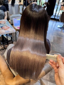 リズムネクスト(r-ism next) ブリーチ毛を生かしたミルクティーグレージュ♪