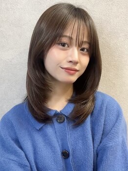 ミレバイジェニー (mirae by geny)の写真/ナチュラルストレートとレイヤーカットで、柔らかく揺れる理想の美髪へ♪