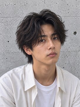 ORI. men’s hair by ENURE【オリ メンズヘア バイ エヌア】 ラフウェーブセンターパート