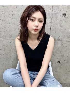 ベランダ(Belanda.) ミディアムレイヤーボブ