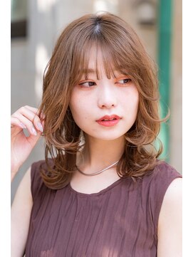 テイラー(Taylor) 【Taylor 】☆大宮 ゆるふわレイヤー×ミルクティーベージュ