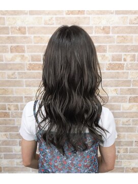 メルティエ(Mertie) ゆるふわロイヤルグレージュ【mertie 錦糸町】