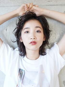 マイロ(mailo) 1分スタイリングのおしゃれパーマウルフ