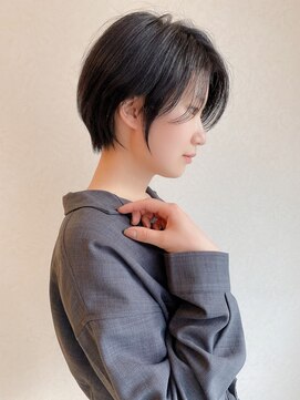 リード バイ ラグーン(LEAD by LAGOON) LEAD by LAGOON高橋彬「横顔美人ｘくびれショート」