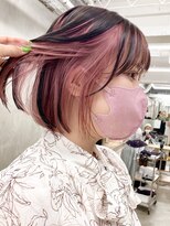 ソーコ 渋谷(SOCO)&nbsp;ハイトーンインナーカラーピンクベージュフェイスフレーミング