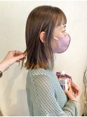 オリーブベージュ×切りっぱなしロブ