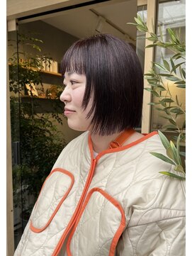 ペレ(pele) デザインボブ　顔まわりカット　パープルカラー