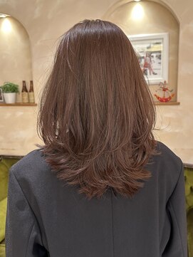 ビュートリアム265(BEAUTRIUM 265) ◆ミディアムレイヤーカット/銀座/ウルフカット/マロンブラウン