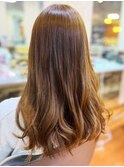 20代30代髪質改善カラーカーキベージュ毛先パーマ風透け感