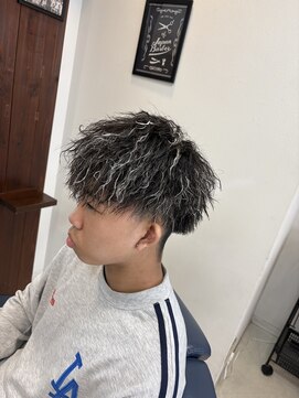 スリーク(SLEEK) ツイストパーマ/ホワイトメッシュ