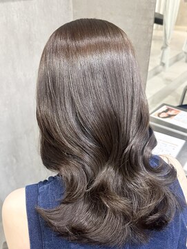 ラック(LUCK) グレージュ/船橋/くすみベージュ/細めハイライト