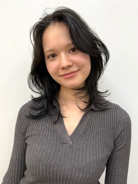 ロンドイディールバンダイ 新潟万代(Lond ideal) ミディアムレイヤーハッシュウルフグレー