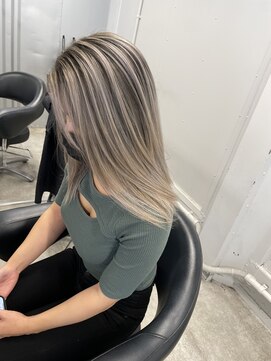 ラッシュヘアエン(Rush hair en) バレイヤージュ/カラー/ブリーチ/倉敷/ワンホンヘア/髪質改善