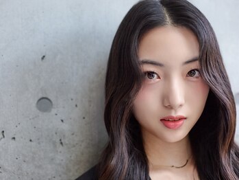 アッシュ 八王子店(Ash)の写真/白髪を活かして大人女性の魅力を引き出す白髪ぼかし◎ 白髪染めも対応でなりたいスタイルへ！