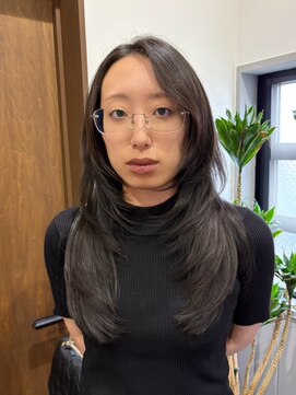 ラパンセ ブラン(LA PENSEE BRUN) ロングレイヤーカット