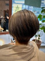ムーア(MUA)&nbsp;☆イルミナカラーグレージュ