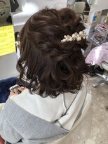 イザワ ヘアメイクサロン(izawa) ハーフアップ