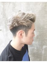 ガルボ ヘアー(garbo hair)&nbsp;【メンズ大人気】刈上げ×ホワイトカラー♪