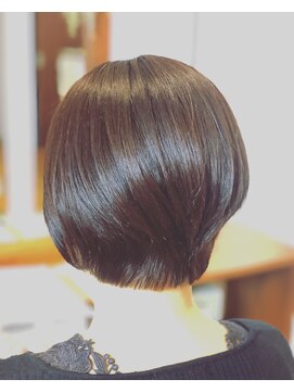 ヘアーアンドスパ ロココ(HAIR&SPA ROCOCO) ショートボブ