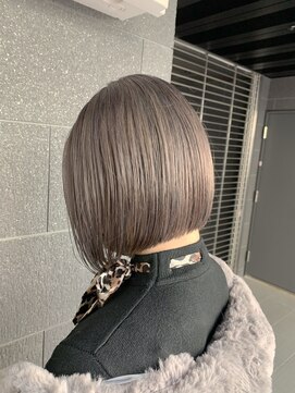 ロンドフルール 大宮東口(Lond fleur) Lond fleur林 切りっぱなし内巻きボブ シルバーグレージュ