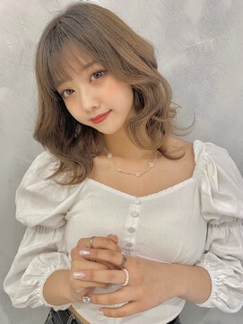 インフィニティ 新富町(Infinity) 【ふんわりミディアム】ゆるふわエアリーミディ