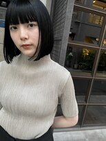 ビビト(bibito)&nbsp;bibito 切りっぱなしワンレンボブ　ブルーブラックショートボブ