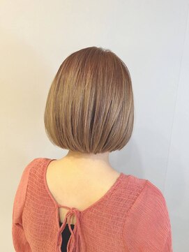 ブロッサム ひばりヶ丘(Blossom) 20代30代40代ストレートボブリップラインラベンダーベージュ