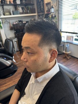 アーリータイムズ(EARLYTIMES) ミドルフェードカットスタイル