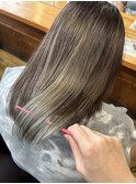グレージュ、白髪ぼかし、ケアブリーチ、ハイライト