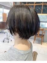 ネオリーブエム(Neolive em;)&nbsp;美シルエット　丸みショートボブ