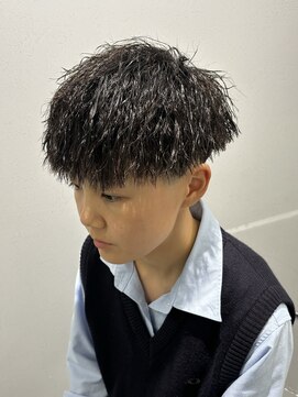 フライ 東通り店(Frei) ツイストパーマ