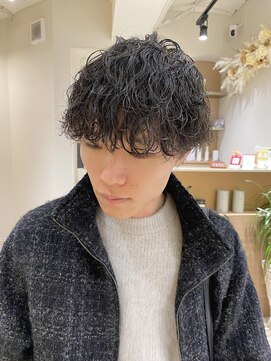 クーナバイトマト 横浜(Cuna by TOMTO) 【RYOSUKE】波巻きパーマ_メンズパーマ