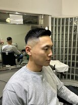 メリケンバーバーショップ フクオカ(MERICAN BARBERSHOP FUK)&nbsp;かきあげバングスタイル