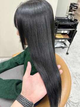 シカ 神戸三宮元町店(Cica) 神戸　三ノ宮　元町　髪質改善　 透明感カラー