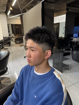 アイズ 海老名(AIZU) メンズショート スパイキーショート フェードカット 海老名