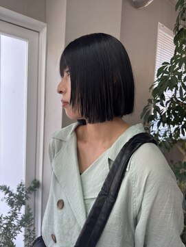 ダイアモンドリリーキートス(Diamond Lily kiitos) 地毛風カラー/レイヤーボブ