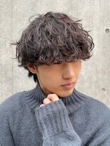 波巻きスパイラルパーマメンズカットシャドウパーマ30代原宿