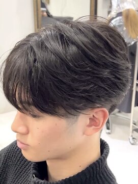 ヘアーアンドビューティー ザ ビー(Hair & Beauty the B) 、