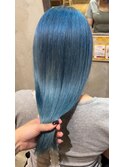 透明感ハイトーンブリーチダブルカラーシルバーブルーセミロング