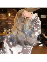 レオクマ(REOKUMA)&nbsp;デザインカラー/裾カラー/ミルクティー/ペールブルー/長野