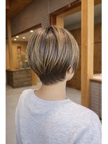 ジジ プラス デザイン(GIGI＋design)&nbsp;ハイライト×ショートボブ